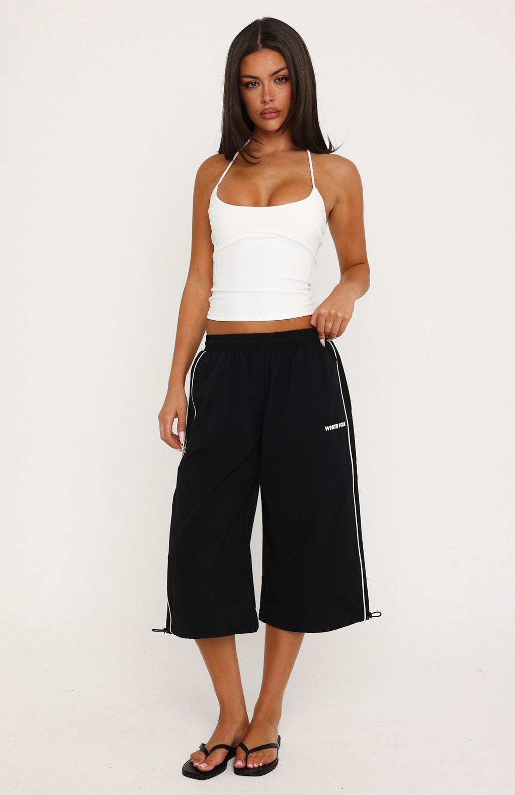 Willing To Do Relaxed Cargo Capris Black