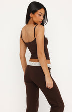 Tune In Singlet Chocolate