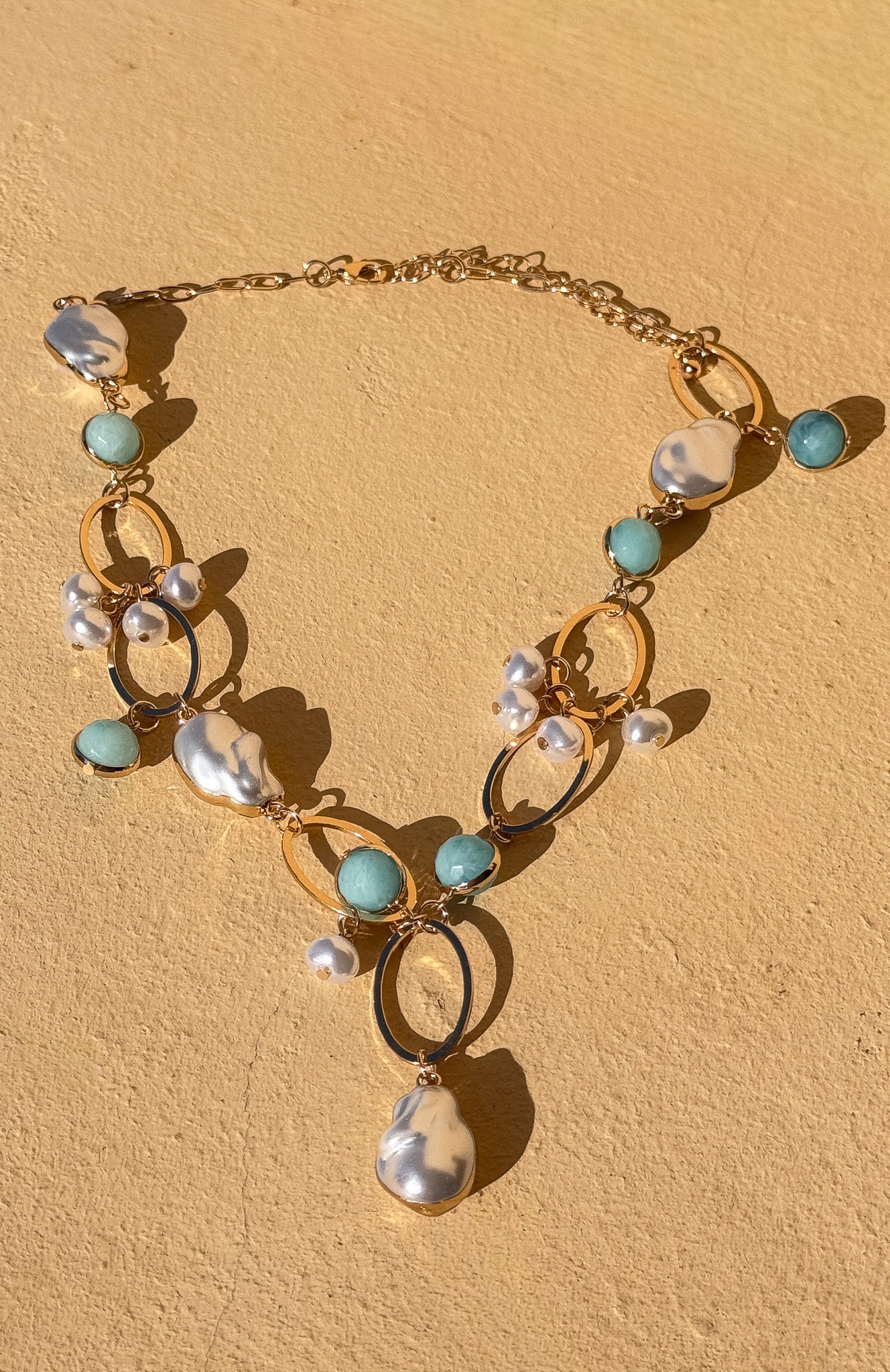 Borna Necklace Gold