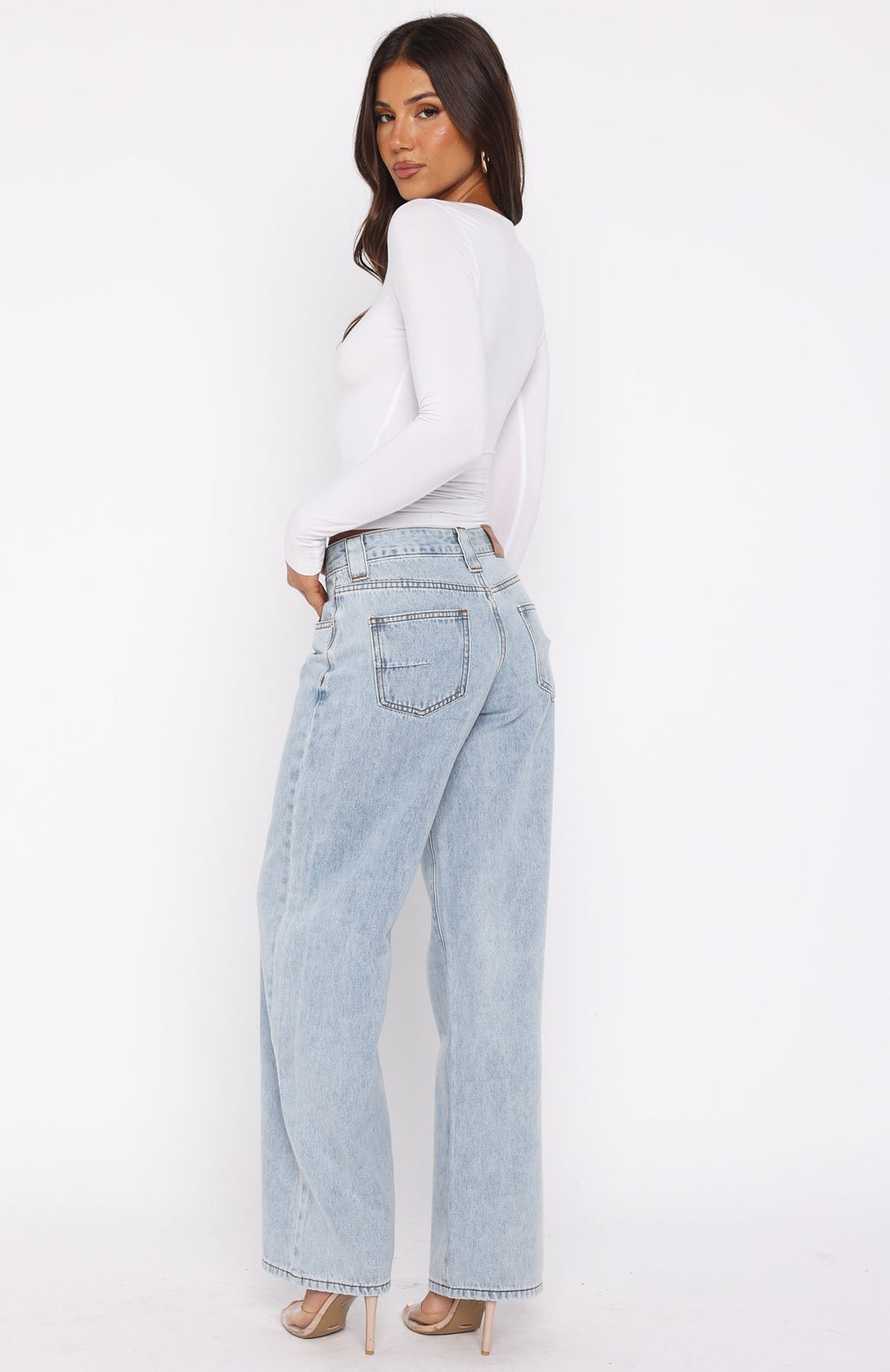 Clarissa Low Rise Wide Leg Jeans Mid Blue Wash