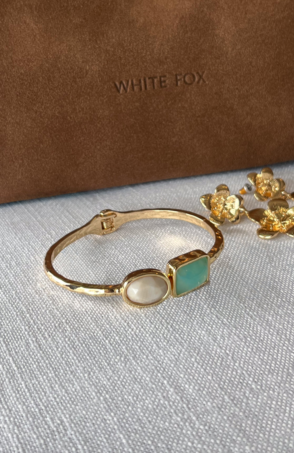 Osiris Bracelet Gold