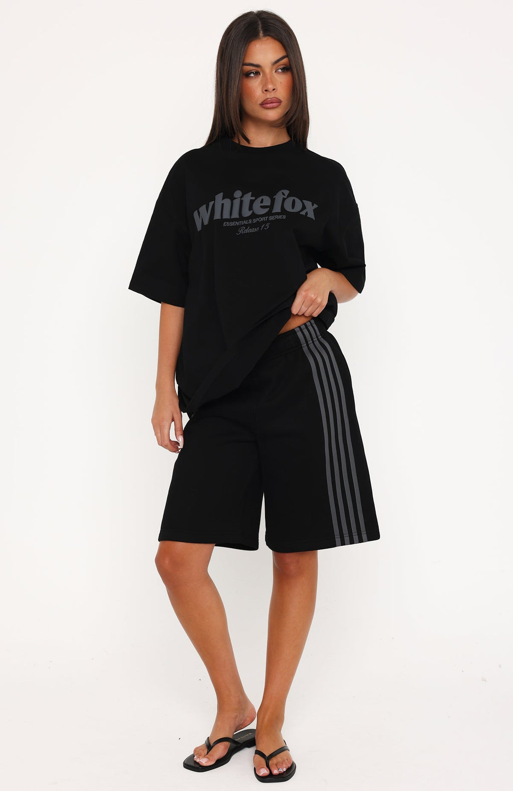 Release 15 Kiana Oversized Tee Black