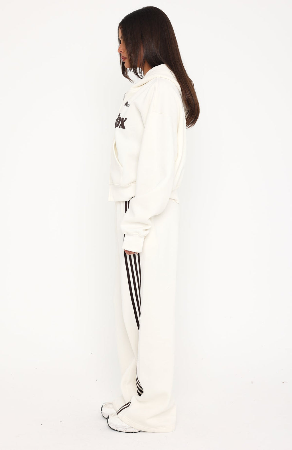 Release 15 Asalia Wide Leg Sweatpants Off White