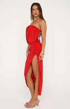 The Romantic Strapless Midi Dress Ruby