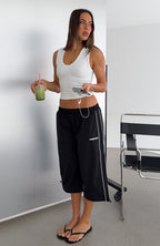 Willing To Do Relaxed Cargo Capris Black