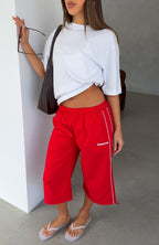Willing To Do Relaxed Cargo Capris Red