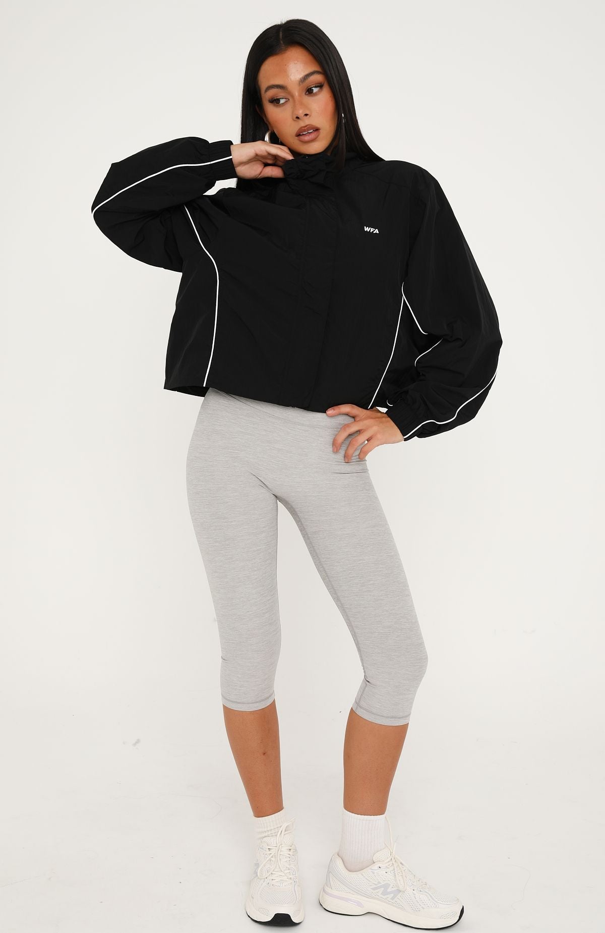 Guide Me Windbreaker Jacket Black